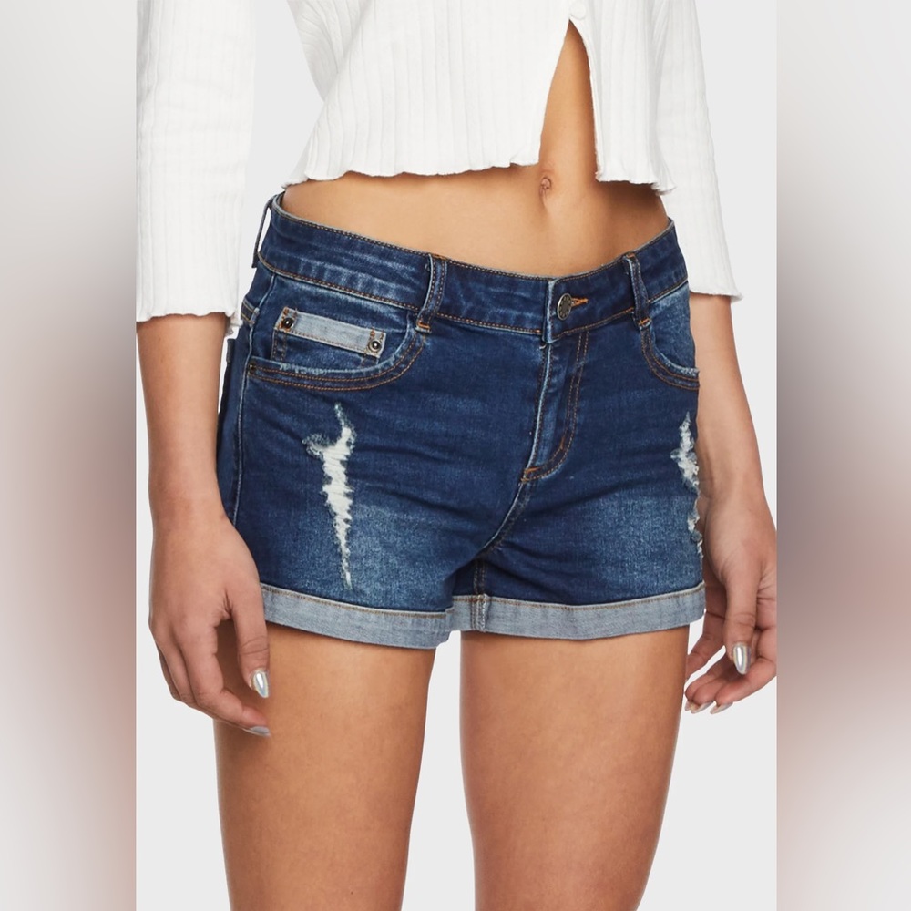 Delia’s Turnstile Jumper Denim Shorts